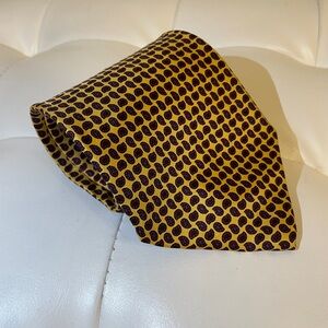 Brooks Brothers Gold, Red, and Blue Men's Tie